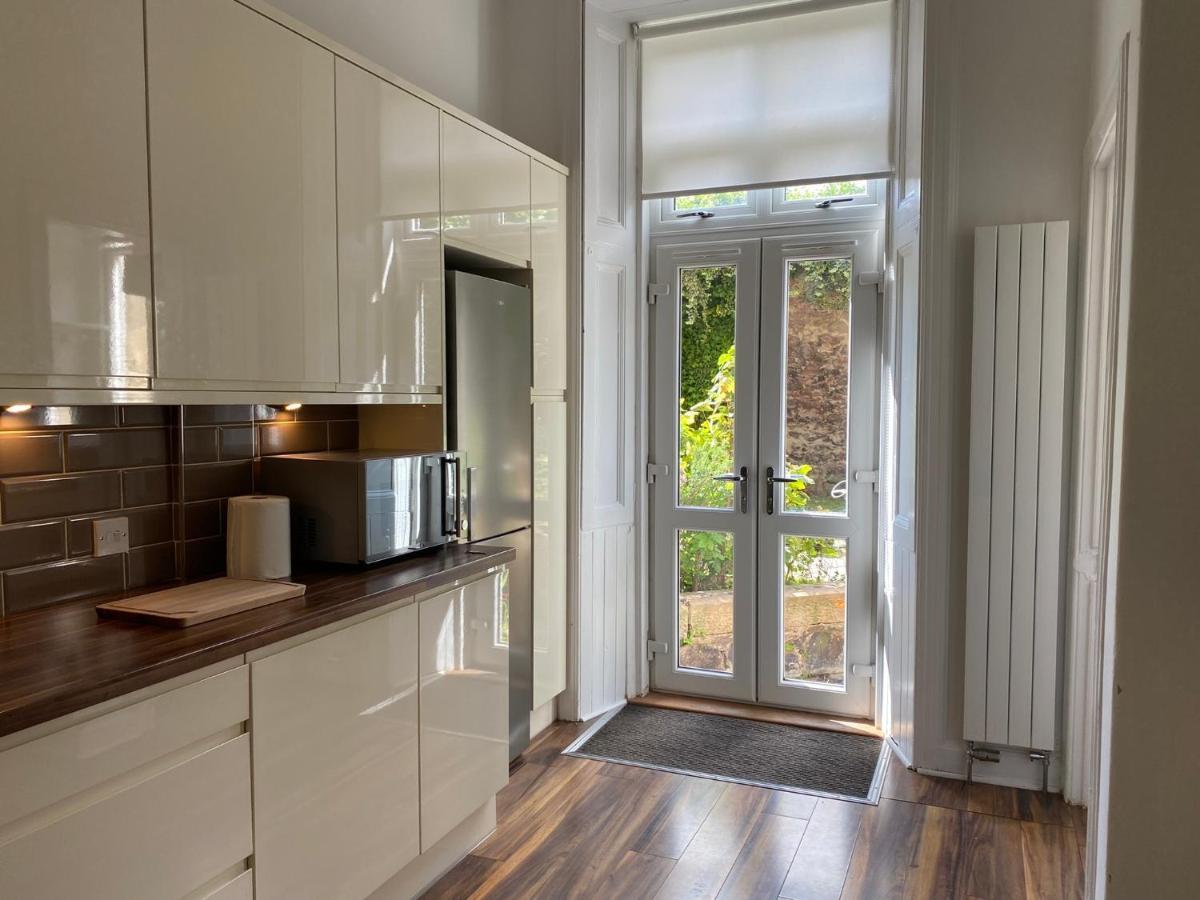 Lovely Main Door 2 Bed Apartment Edinburgh Exterior photo