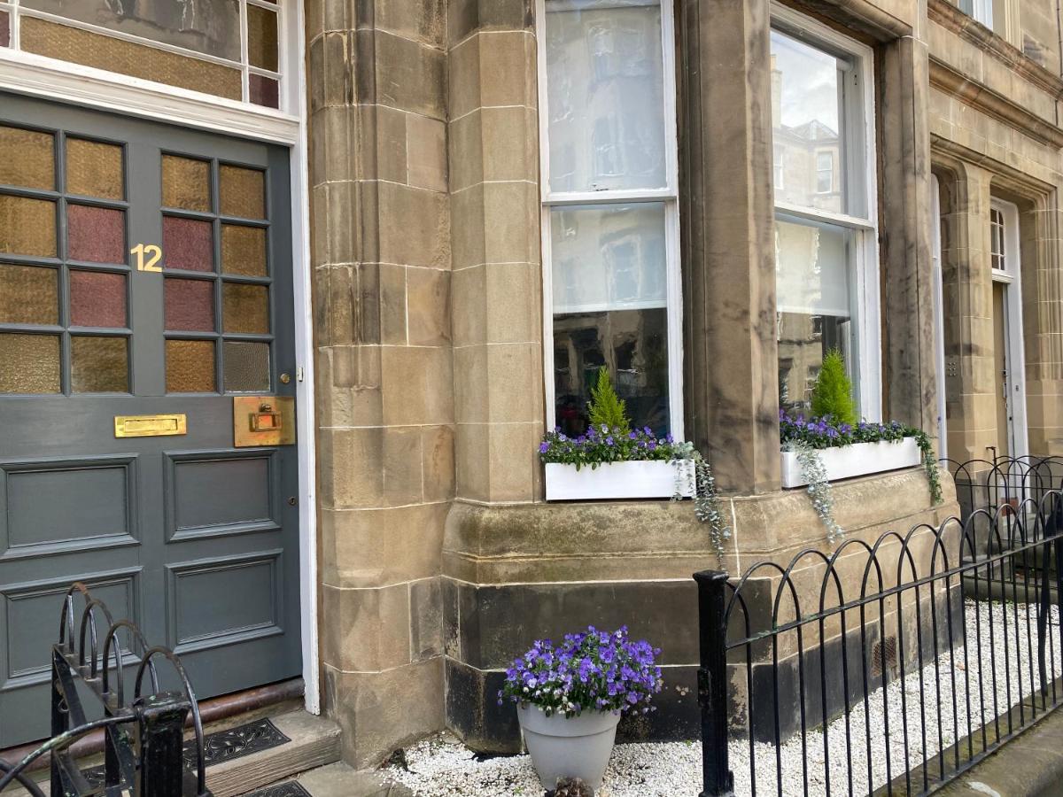 Lovely Main Door 2 Bed Apartment Edinburgh Exterior photo